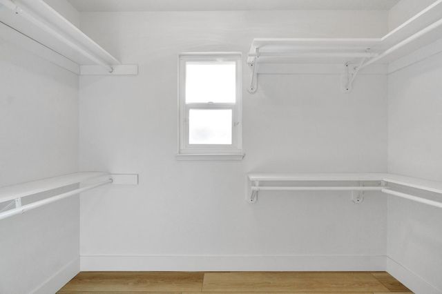 5565 N Winchester Avenue, Fresno, CA 93704