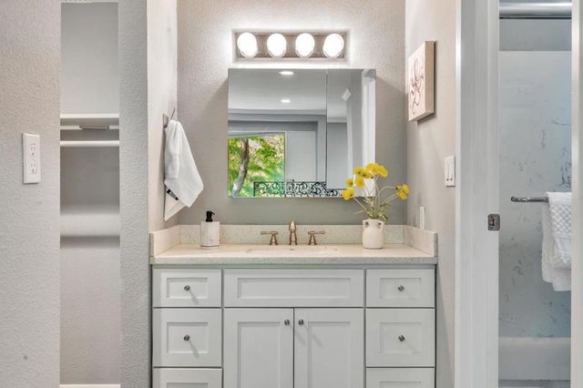 355 Half Moon Lane 9, Daly City, CA 94015