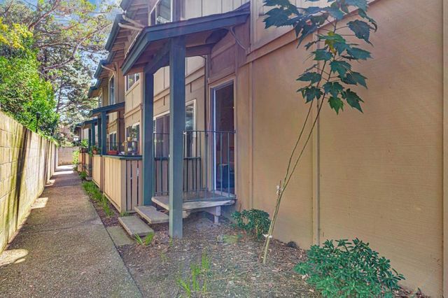 355 Half Moon Lane 9, Daly City, CA 94015