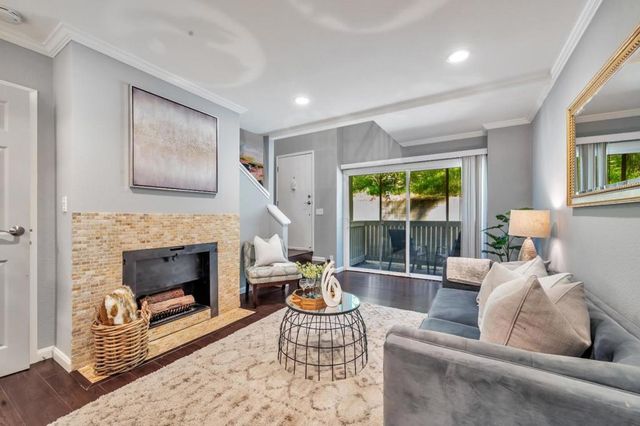 355 Half Moon Lane 9, Daly City, CA 94015