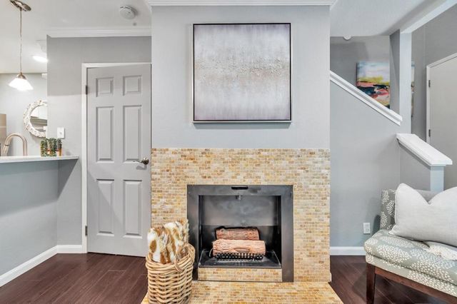 355 Half Moon Lane 9, Daly City, CA 94015