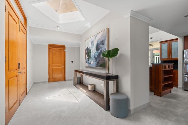 5 PASEO LAS PALMAS, Dorado, PR 00646