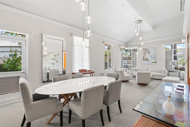 5 PASEO LAS PALMAS, Dorado, PR 00646