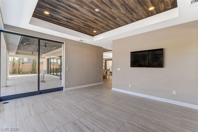 11460 Ruby Falls Way, Las Vegas, NV 89135