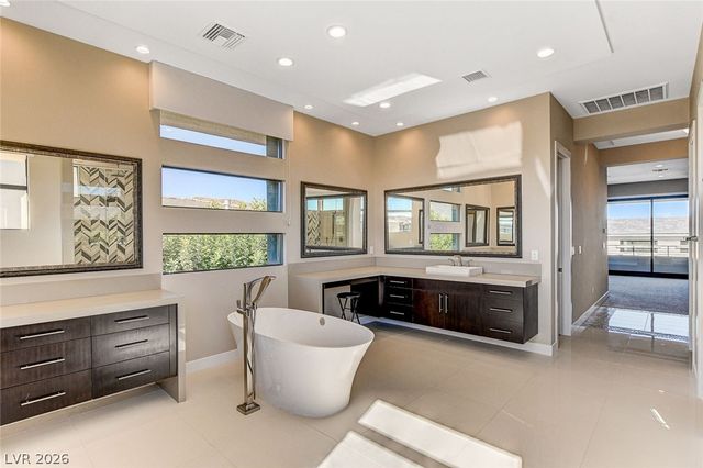 11460 Ruby Falls Way, Las Vegas, NV 89135
