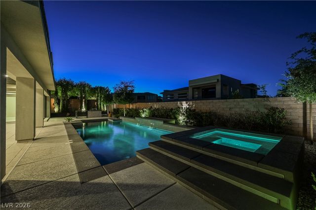 11460 Ruby Falls Way, Las Vegas, NV 89135