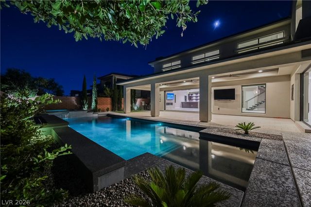 11460 Ruby Falls Way, Las Vegas, NV 89135