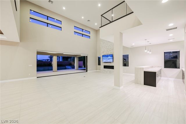 11460 Ruby Falls Way, Las Vegas, NV 89135