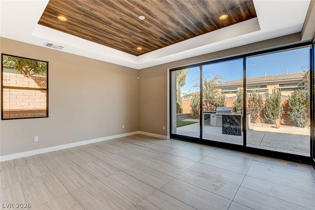 11460 Ruby Falls Way, Las Vegas, NV 89135
