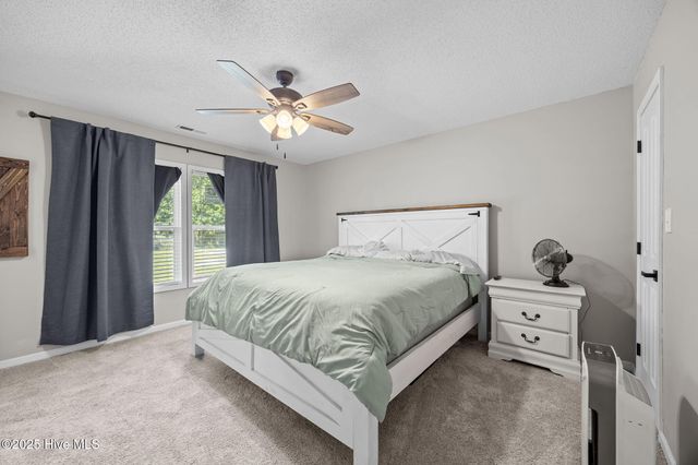 105 Heritage Drive, Washington, NC 27889