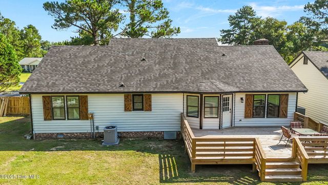 105 Heritage Drive, Washington, NC 27889