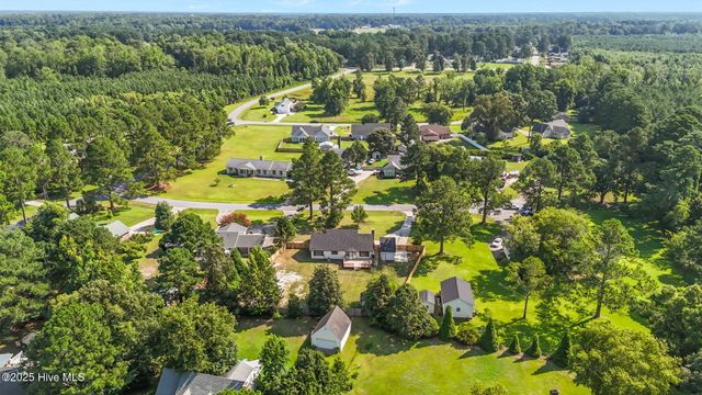 105 Heritage Drive, Washington, NC 27889