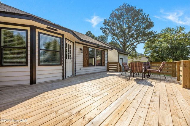 105 Heritage Drive, Washington, NC 27889