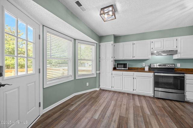 105 Heritage Drive, Washington, NC 27889