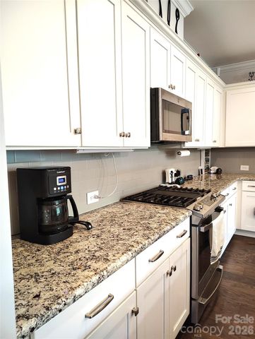 6224 Raven Rock Drive, Denver, NC 28037