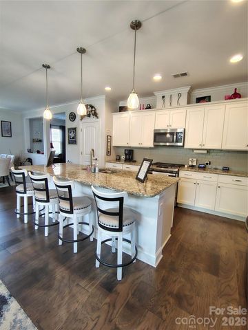 6224 Raven Rock Drive, Denver, NC 28037