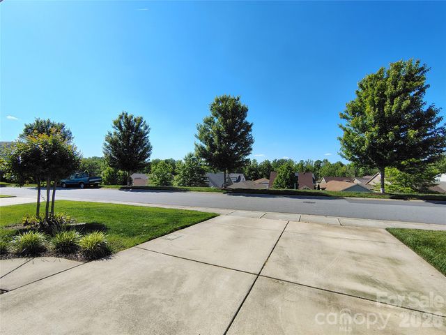 6224 Raven Rock Drive, Denver, NC 28037