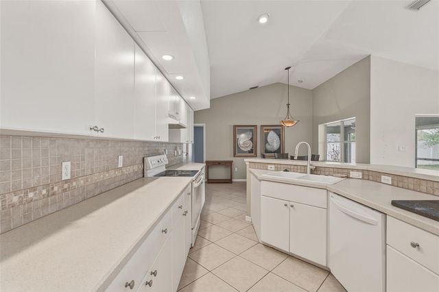 23244 SAFARI AVENUE, Port Charlotte, FL 33954
