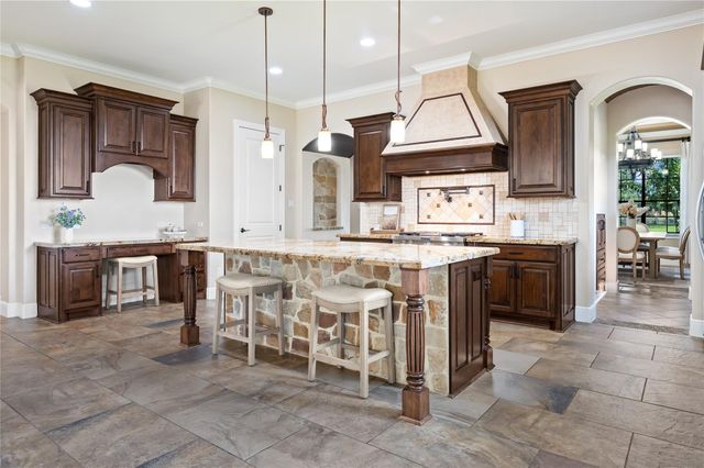 8603 Beringer Drive, Richmond, TX 77469