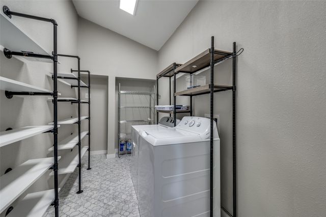 10443 Cromwell Drive, Dallas, TX 75229