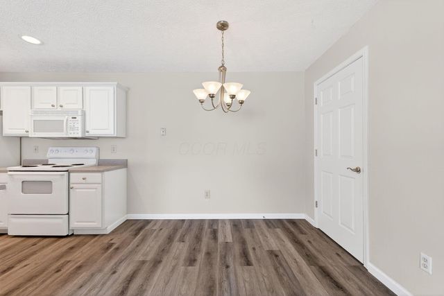 5488 Cypress Chase, Columbus, OH 43228