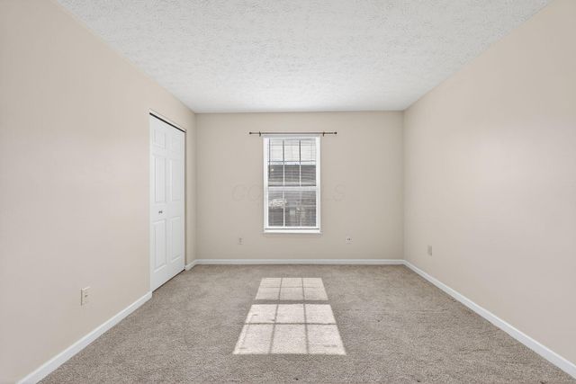 5488 Cypress Chase, Columbus, OH 43228