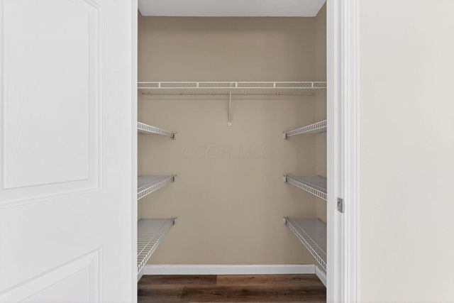 5488 Cypress Chase, Columbus, OH 43228