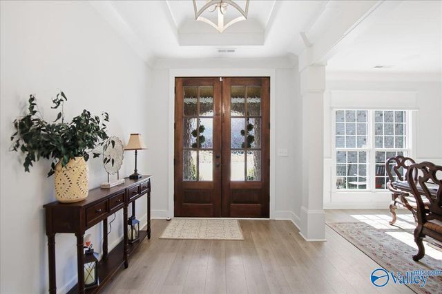 8004 Farm Meadow Drive SE, Owens Cross Roads, AL 35763