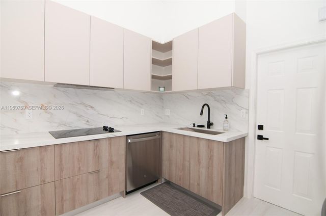 4420 Dogwood Cir 4420, Weston, FL 33331