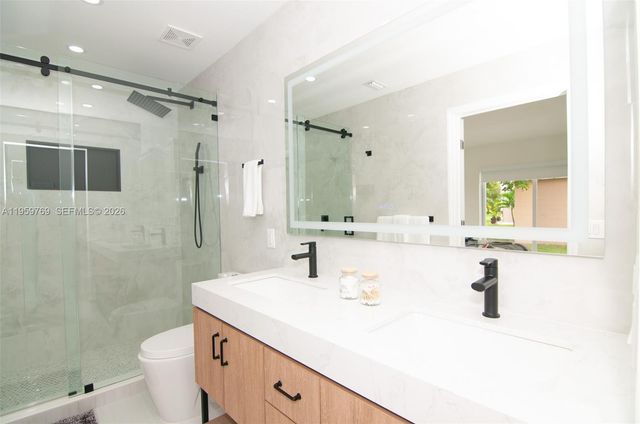 4420 Dogwood Cir 4420, Weston, FL 33331