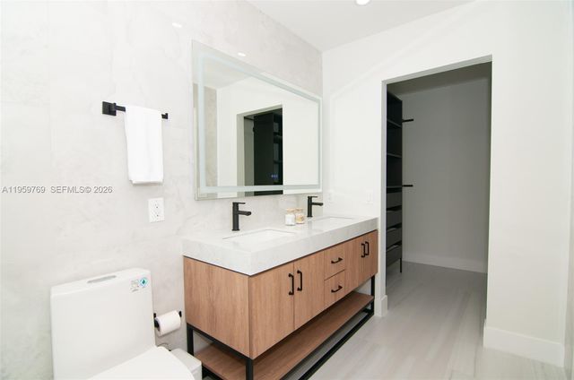 4420 Dogwood Cir 4420, Weston, FL 33331