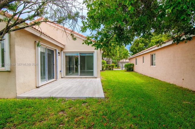 4420 Dogwood Cir 4420, Weston, FL 33331