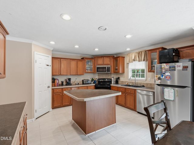 62 Sylvan Lane, Cameron, NC 28326
