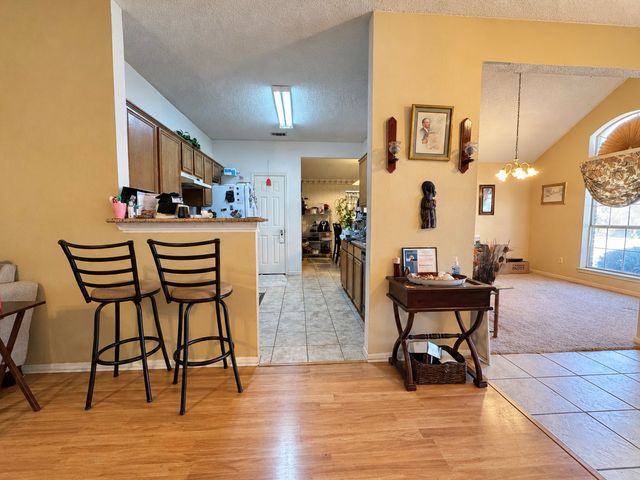 725 Andalusia Trail, Desoto, TX 75115