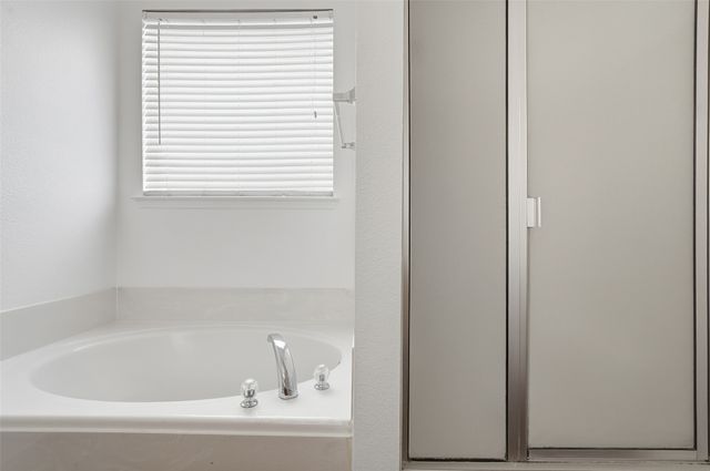 10709 Vista Heights, Fort Worth, TX 76108