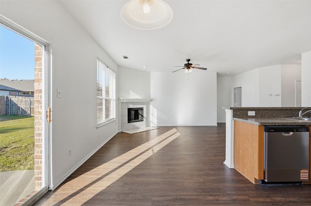 10709 Vista Heights, Fort Worth, TX 76108