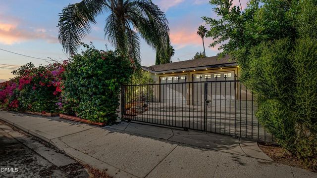14476 Avenida Colonia, Moorpark, CA 93021