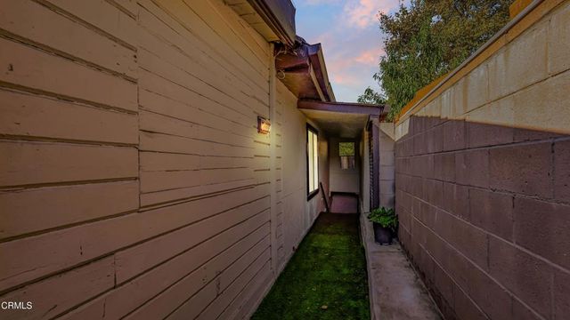 14476 Avenida Colonia, Moorpark, CA 93021