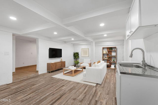 14476 Avenida Colonia, Moorpark, CA 93021