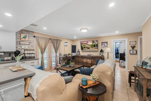 14476 Avenida Colonia, Moorpark, CA 93021