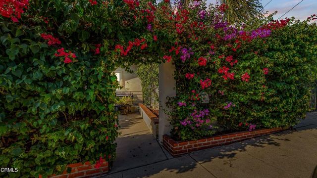 14476 Avenida Colonia, Moorpark, CA 93021