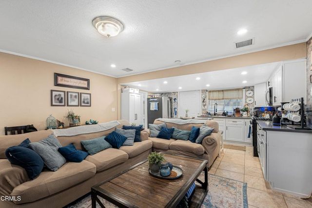 14476 Avenida Colonia, Moorpark, CA 93021