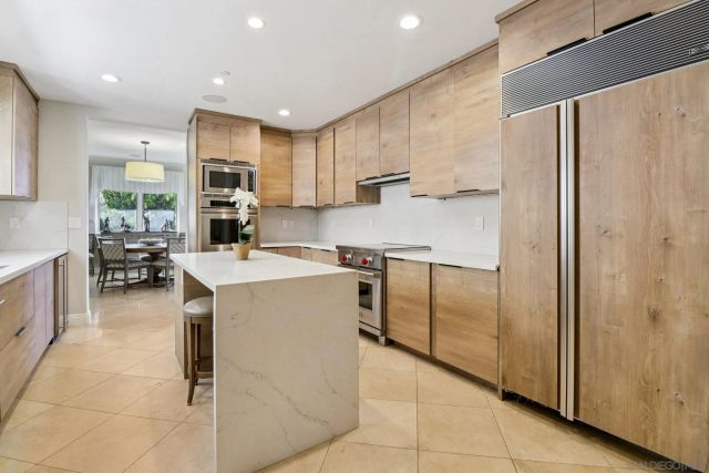 464 Prospect 101, La Jolla, CA 92037