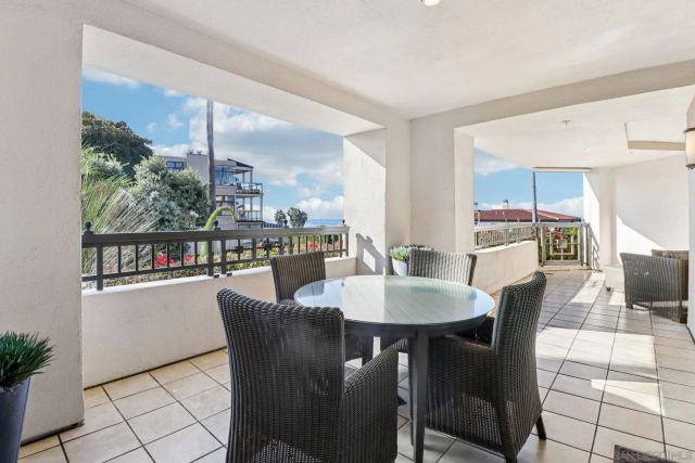 464 Prospect 101, La Jolla, CA 92037