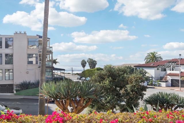 464 Prospect 101, La Jolla, CA 92037