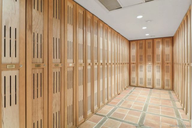 464 Prospect 101, La Jolla, CA 92037