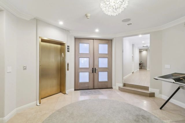 464 Prospect 101, La Jolla, CA 92037