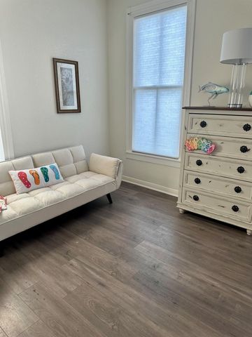 114 17th Street, Galveston, TX 77550