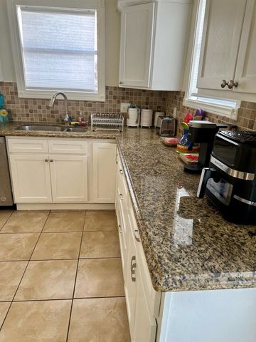 114 17th Street, Galveston, TX 77550