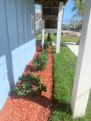 114 17th Street, Galveston, TX 77550